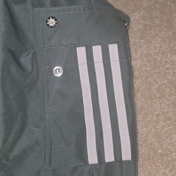 Adidas 3 Stripe Cargo Skirt Womens Small‎ Trace Green NEW - Picture 5 of 7